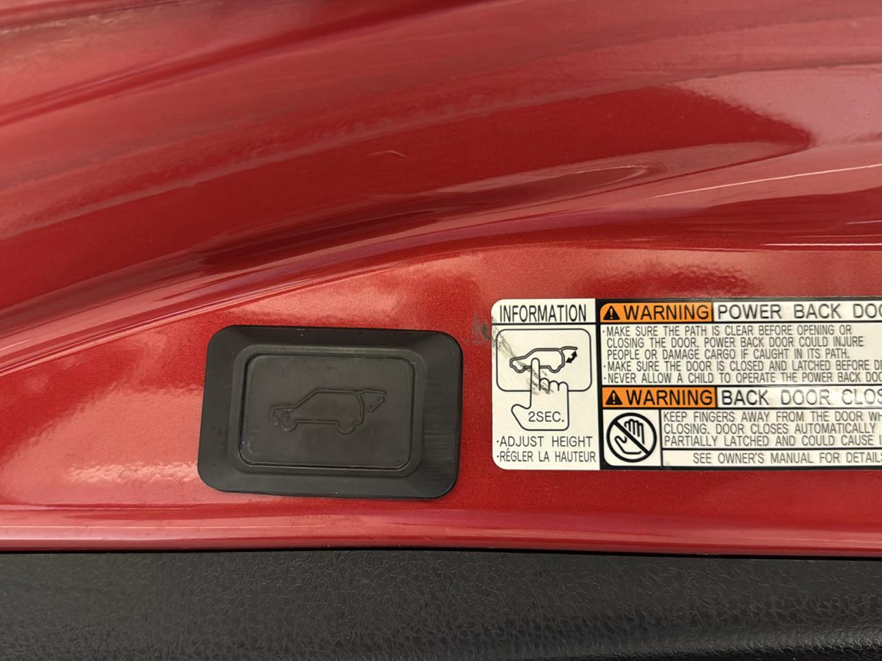 Toyota RAV4 Limited AWD (Natl) 2017