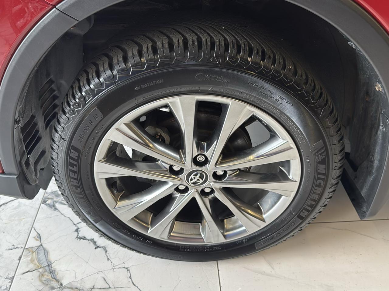 Toyota RAV4 Limited AWD (Natl) 2017