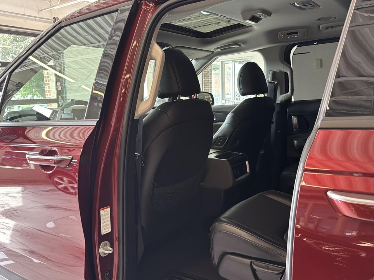Kia Carnival SX FWD 2025