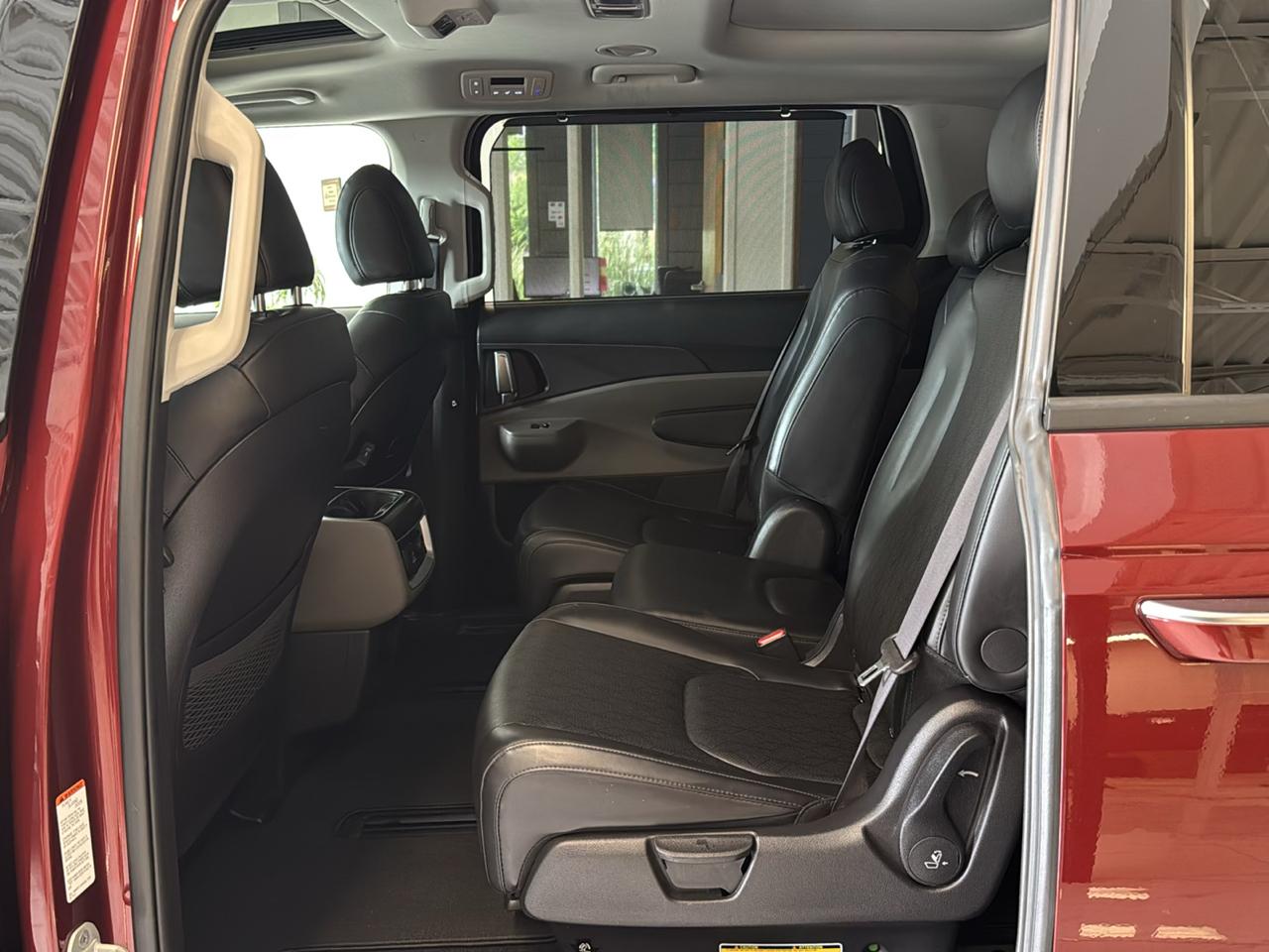 Kia Carnival SX FWD 2025