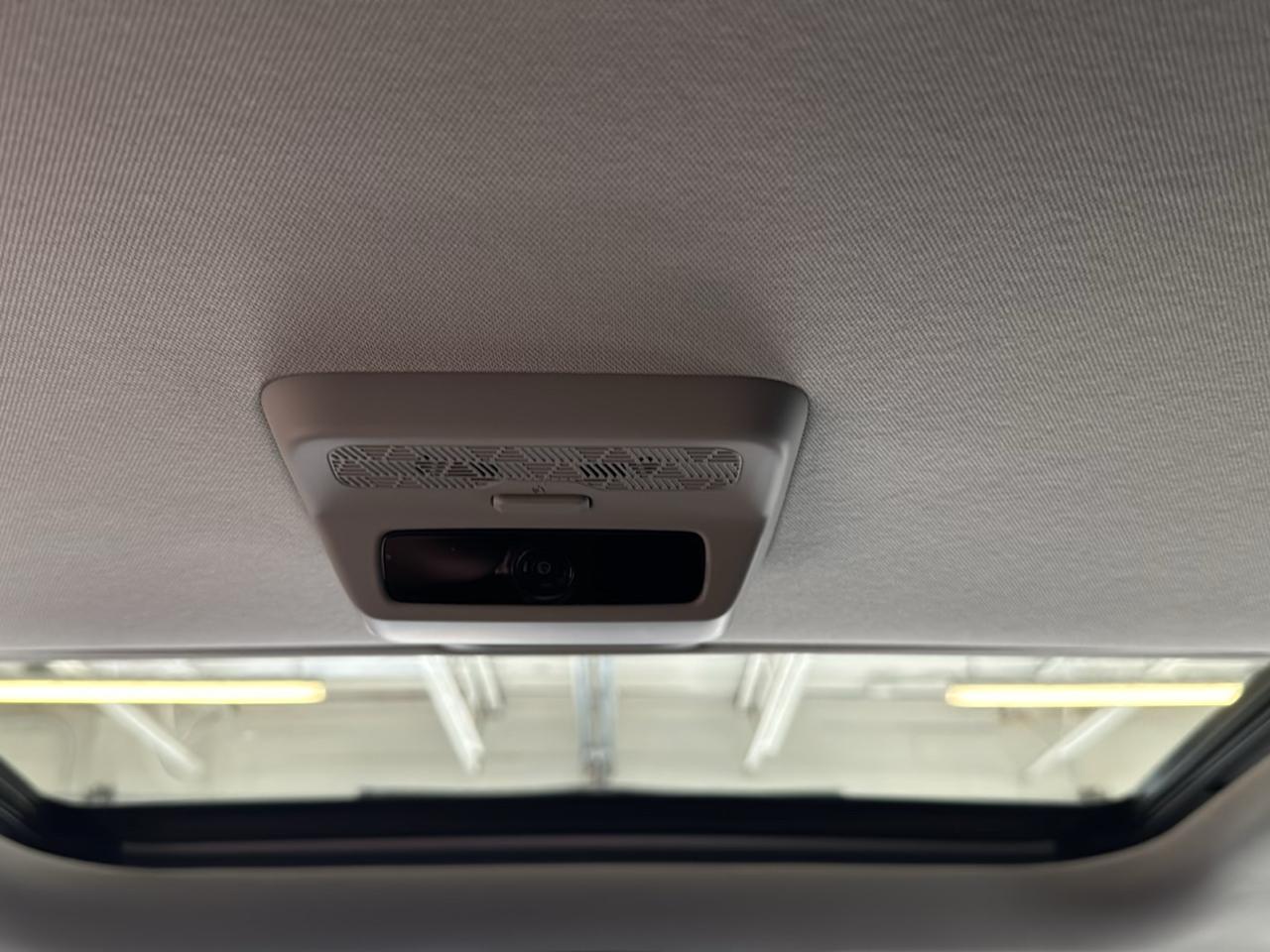 Kia Carnival SX FWD 2025