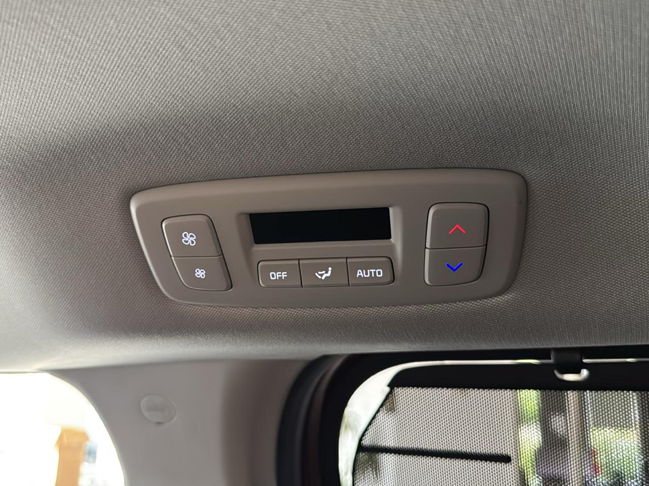 Kia Carnival SX FWD 2025