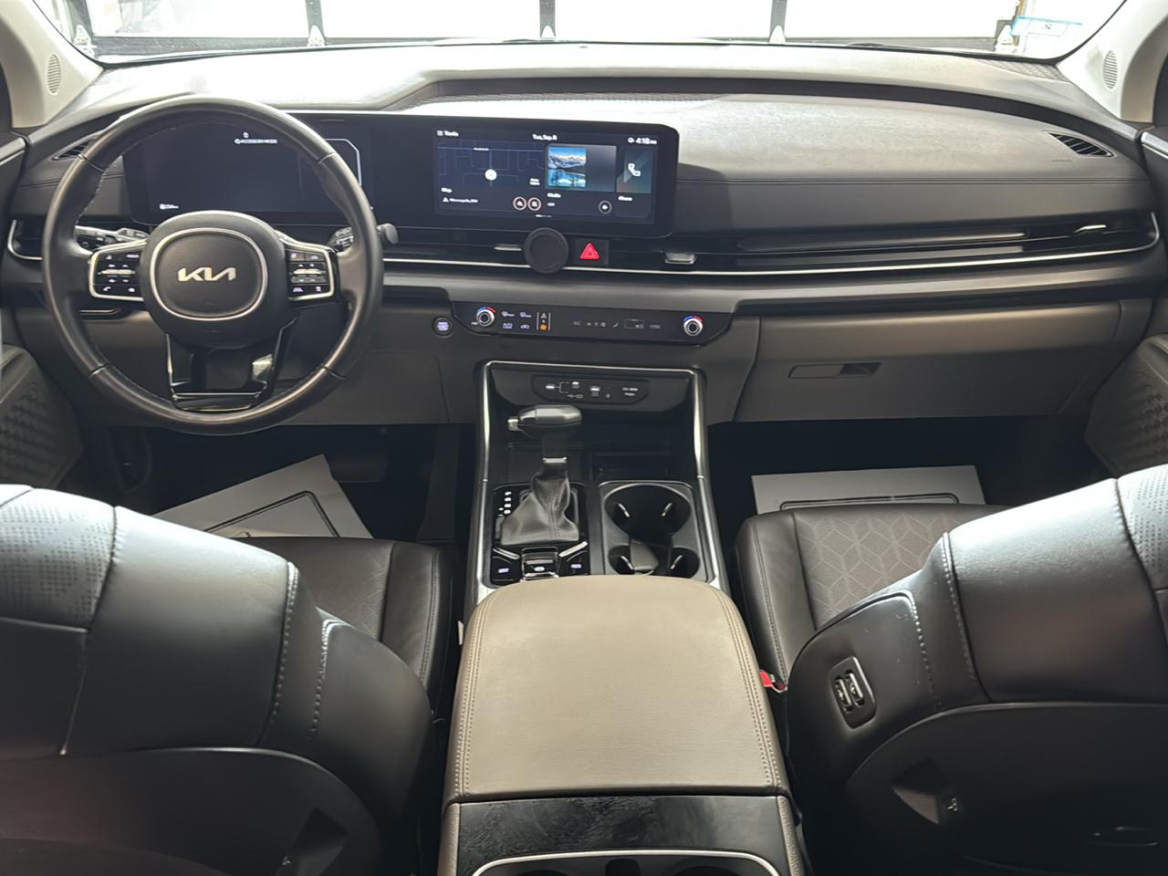 Kia Carnival SX FWD 2025