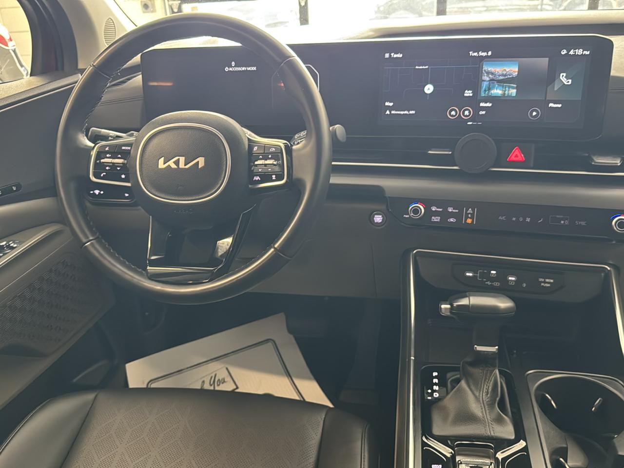 Kia Carnival SX FWD 2025
