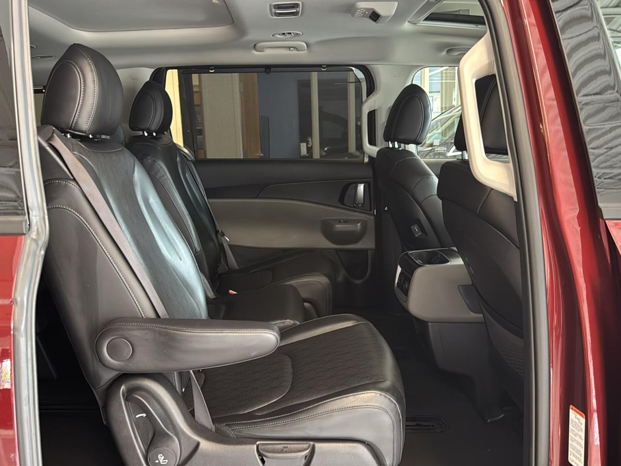 Kia Carnival SX FWD 2025