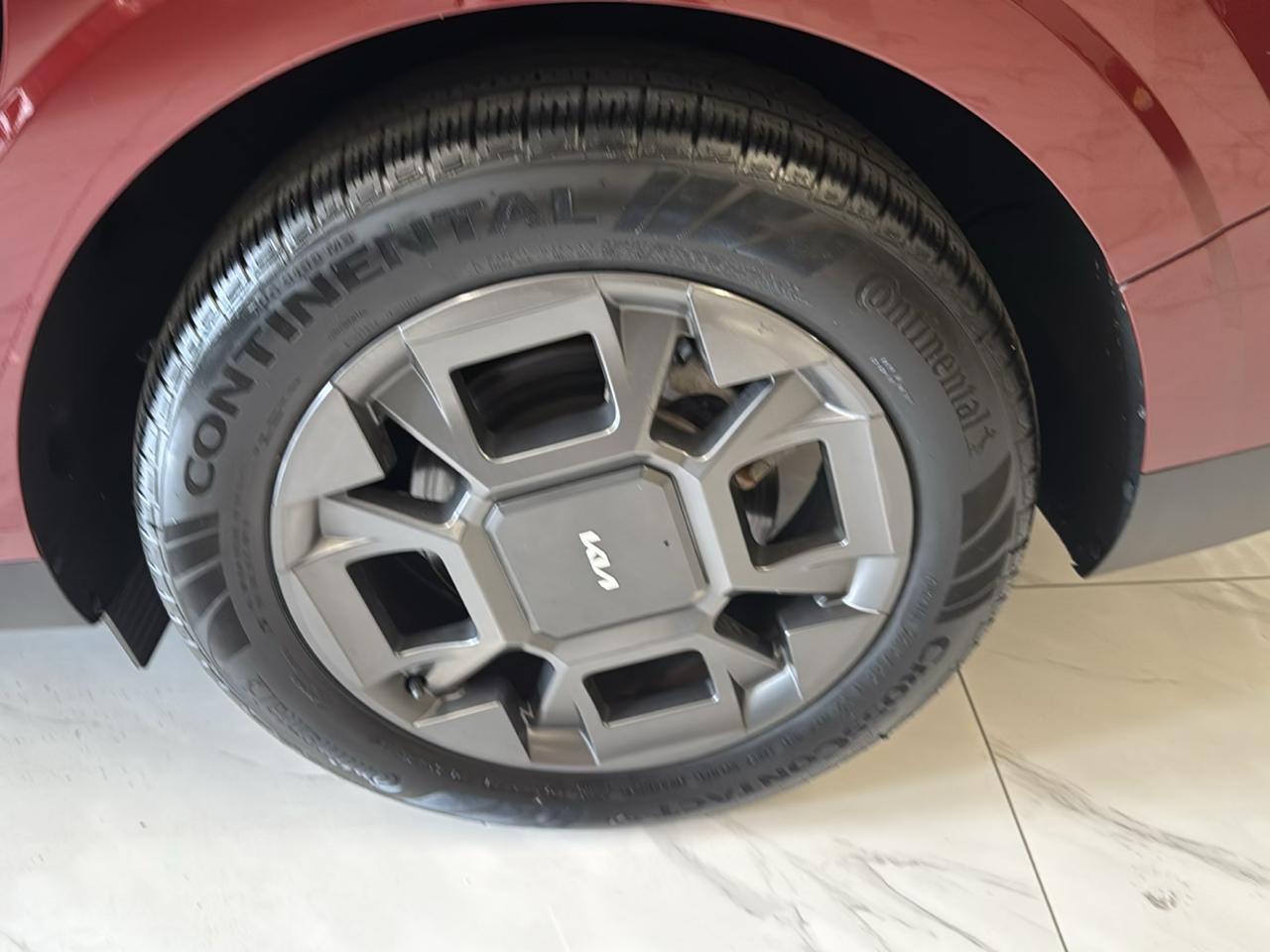 Kia Carnival SX FWD 2025