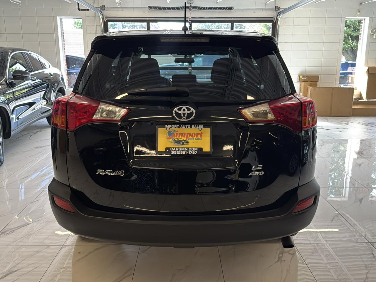 Toyota RAV4 AWD 4dr LE (Natl) 2015