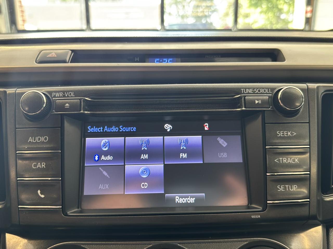 Toyota RAV4 AWD 4dr LE (Natl) 2015