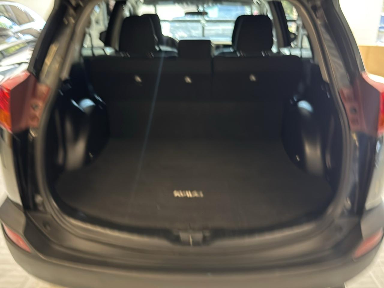 Toyota RAV4 AWD 4dr LE (Natl) 2015