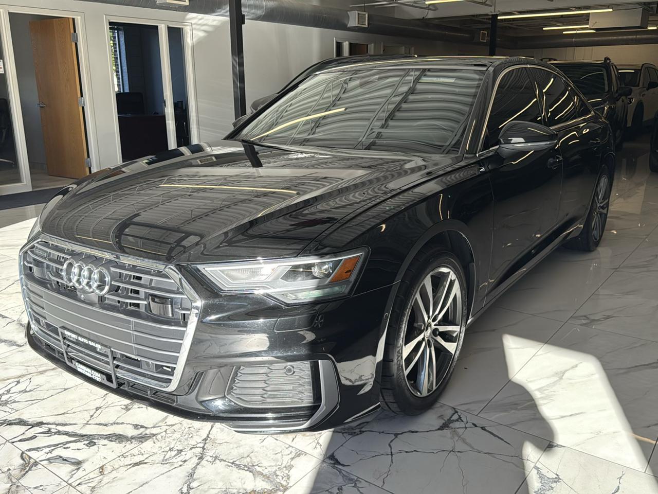 Audi A6 Sedan Premium 45 TFSI quattro 2023