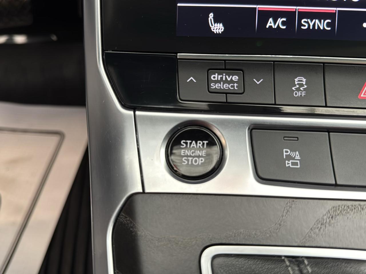 Audi A6 Sedan Premium 45 TFSI quattro 2023
