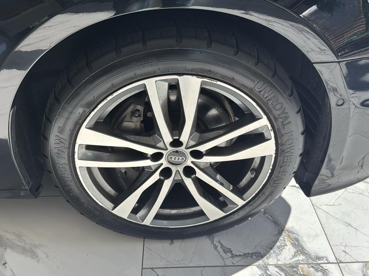 Audi A6 Sedan Premium 45 TFSI quattro 2023