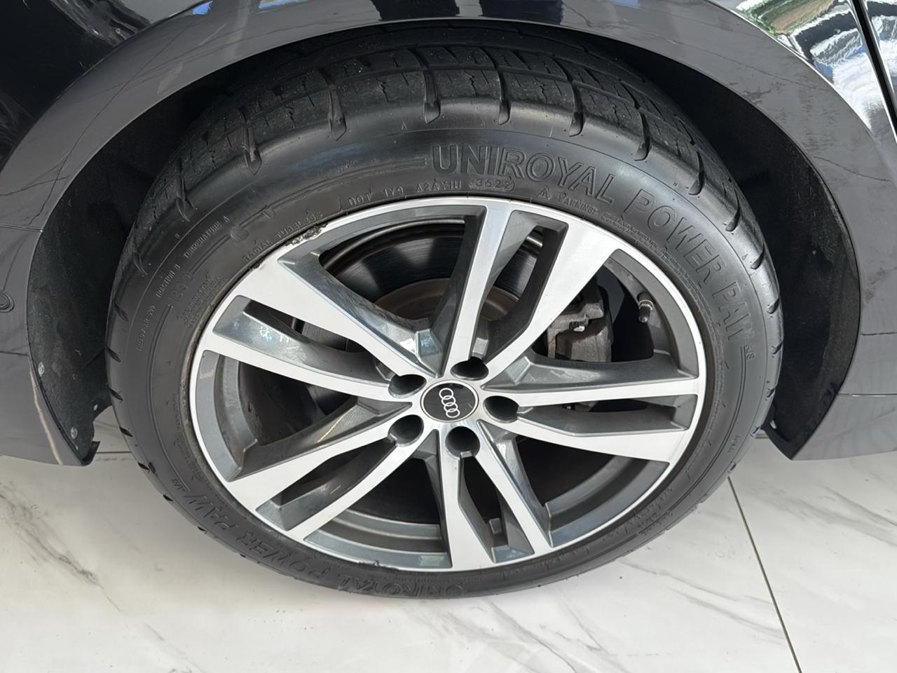 Audi A6 Sedan Premium 45 TFSI quattro 2023