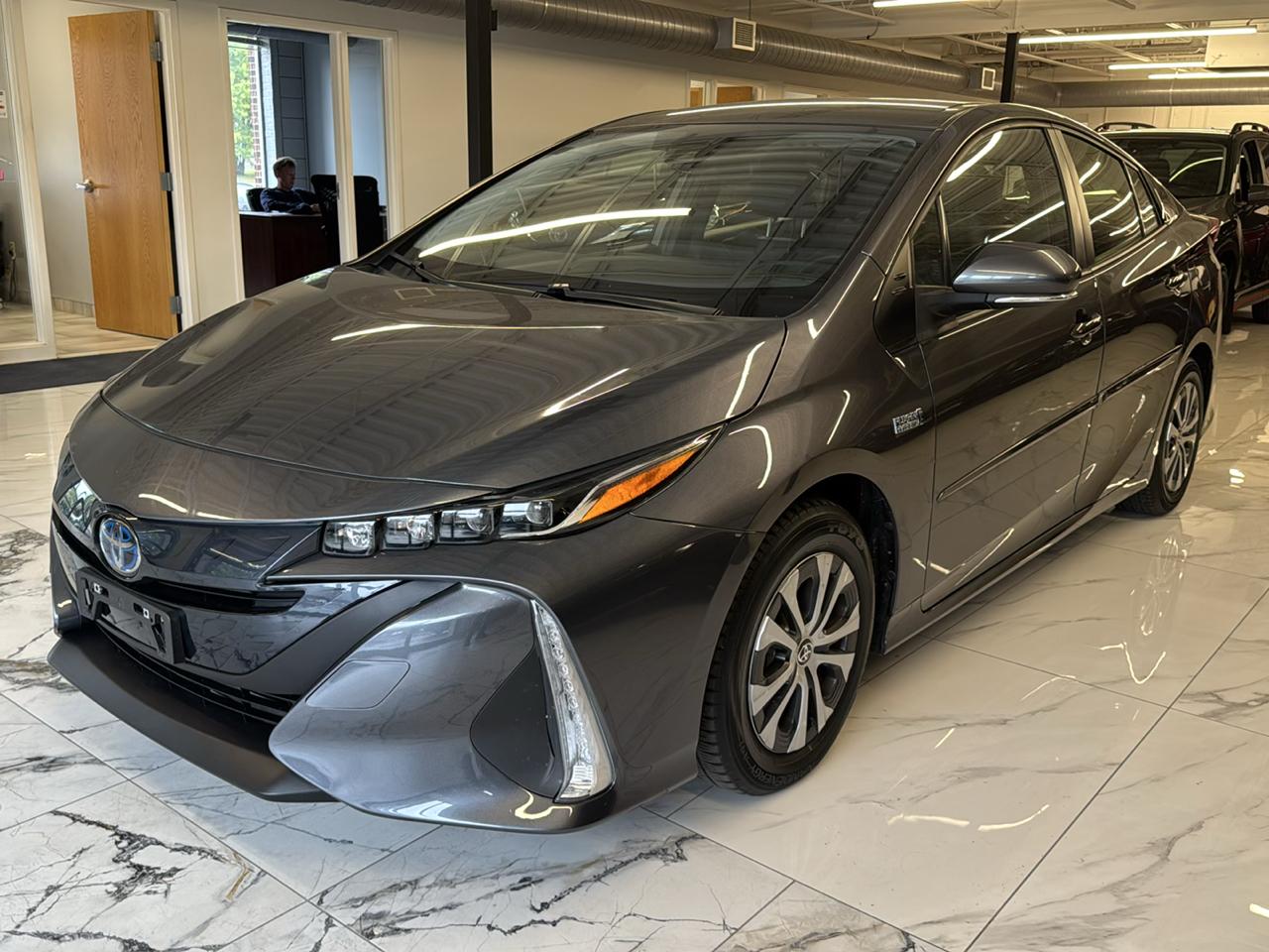 Toyota Prius Prime XLE 4D Hatchback 2022