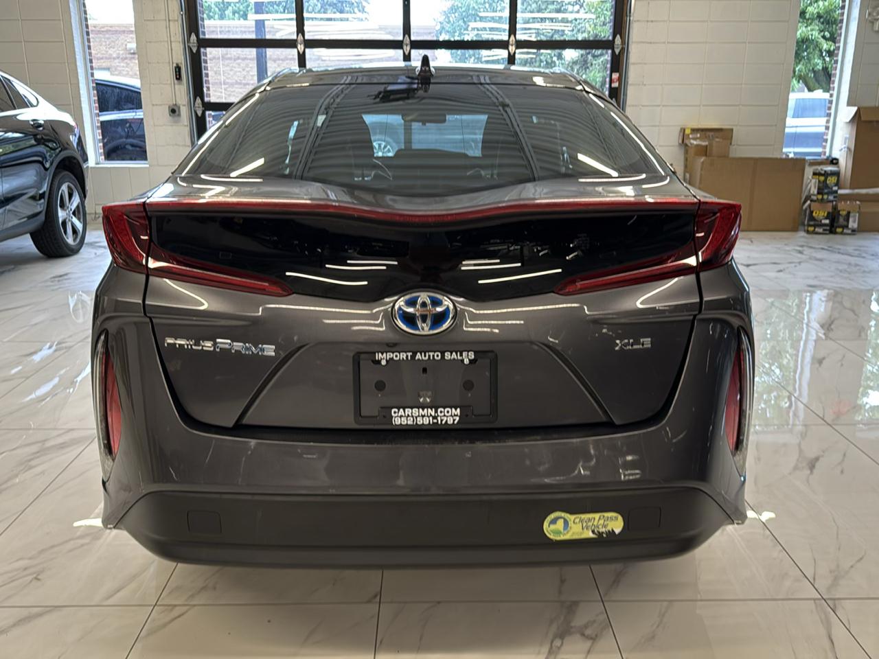Toyota Prius Prime XLE 4D Hatchback 2022