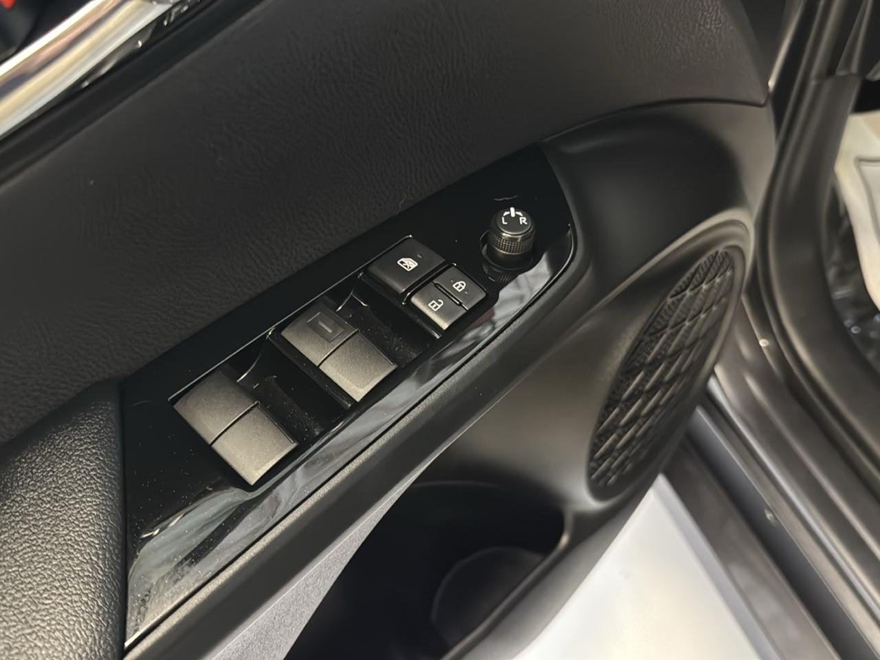 Toyota Prius Prime XLE 4D Hatchback 2022