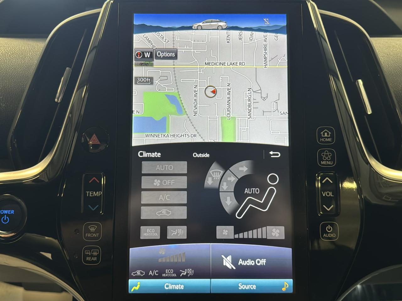 Toyota Prius Prime XLE 4D Hatchback 2022