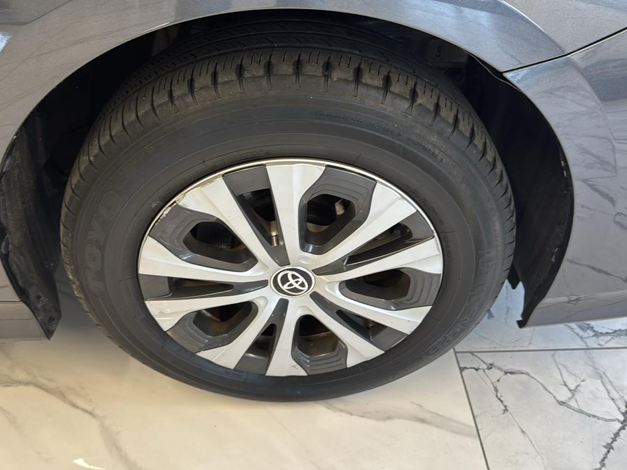 Toyota Prius Prime XLE 4D Hatchback 2022