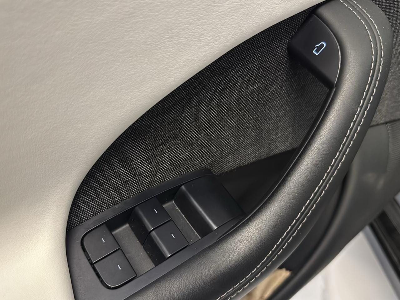 Tesla Model S Plaid AWD 2024