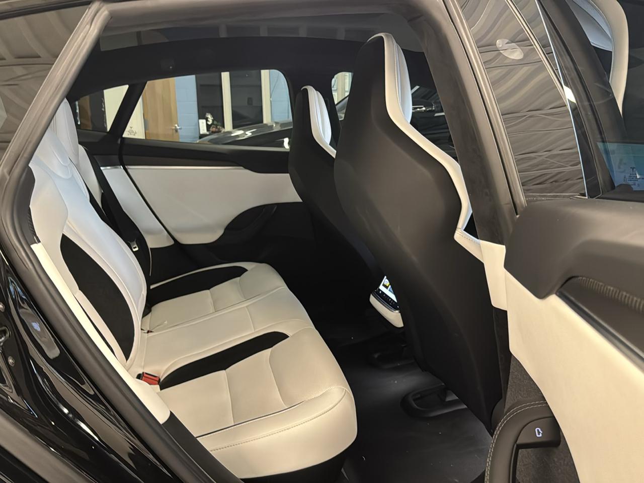 Tesla Model S Plaid AWD 2024