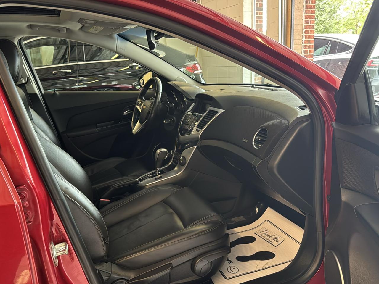 Chevrolet Cruze 4dr Sdn LTZ 2011