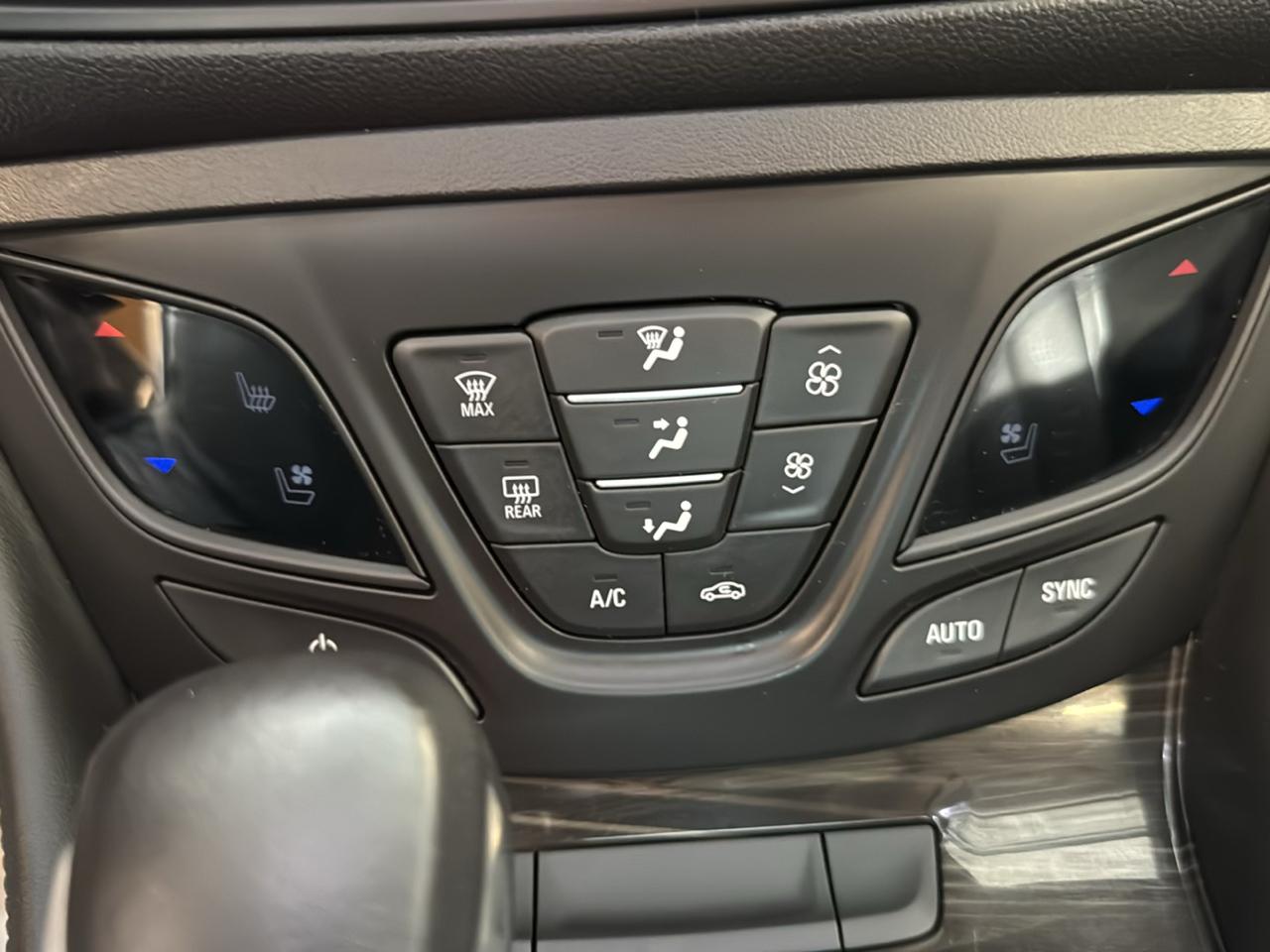 Buick Envision AWD 4dr Premium II 2019