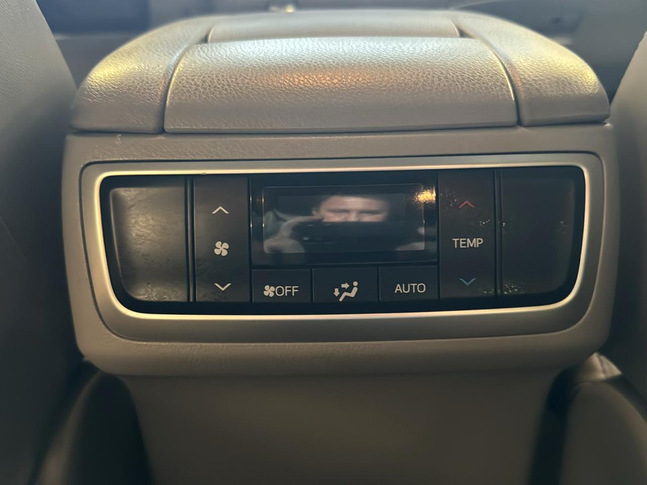 Toyota Highlander AWD 4dr V6 XLE (Natl) 2015