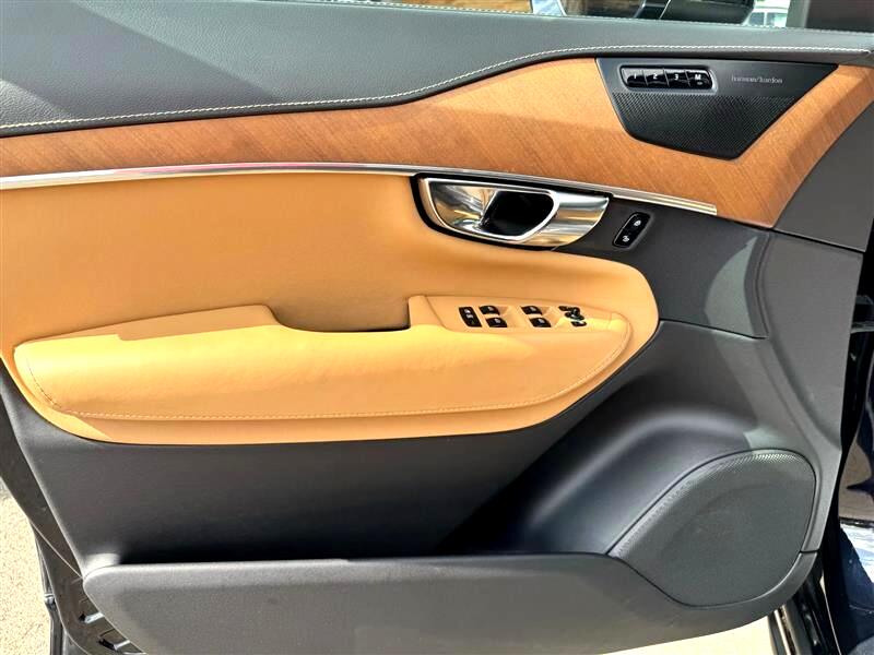 Volvo XC90  2019