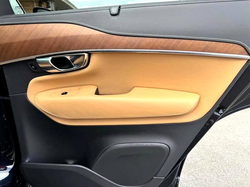 Volvo XC90  2019