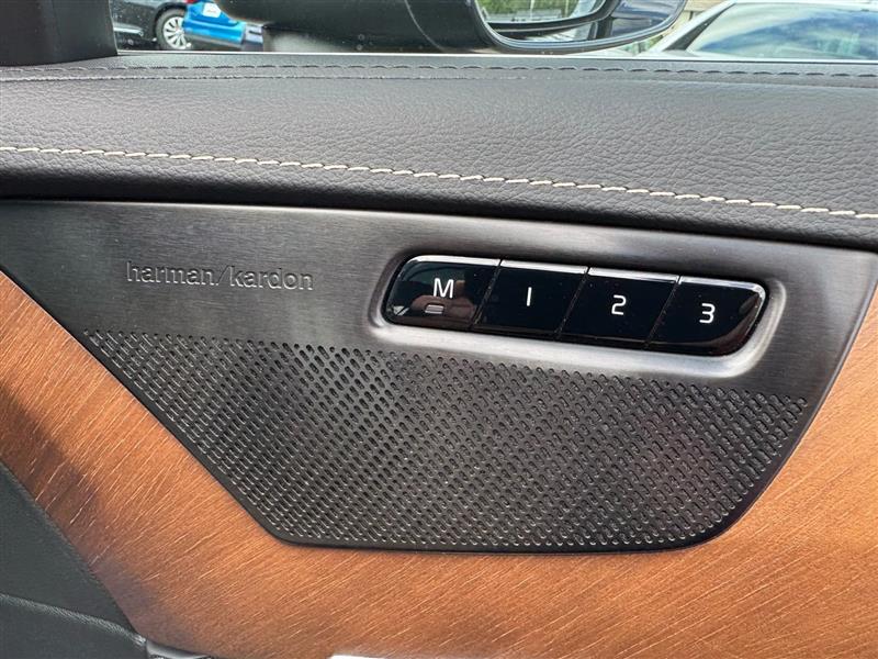 Volvo XC90  2019
