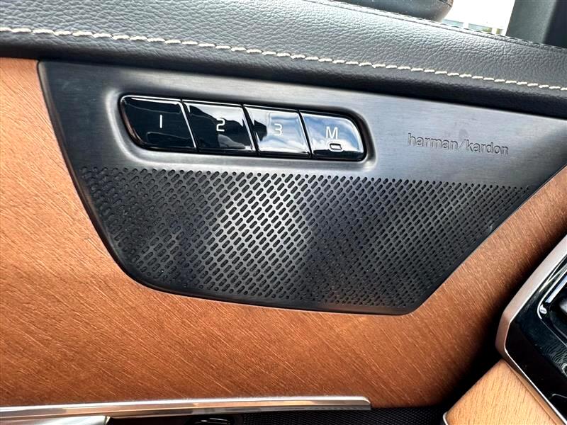 Volvo XC90  2019