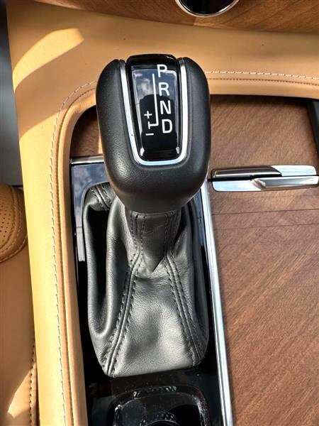 Volvo XC90  2019
