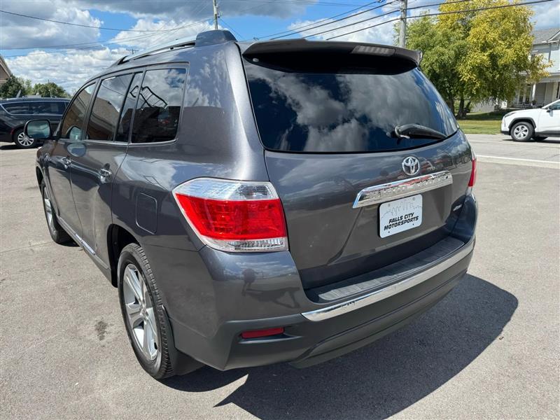 Toyota Highlander  2011