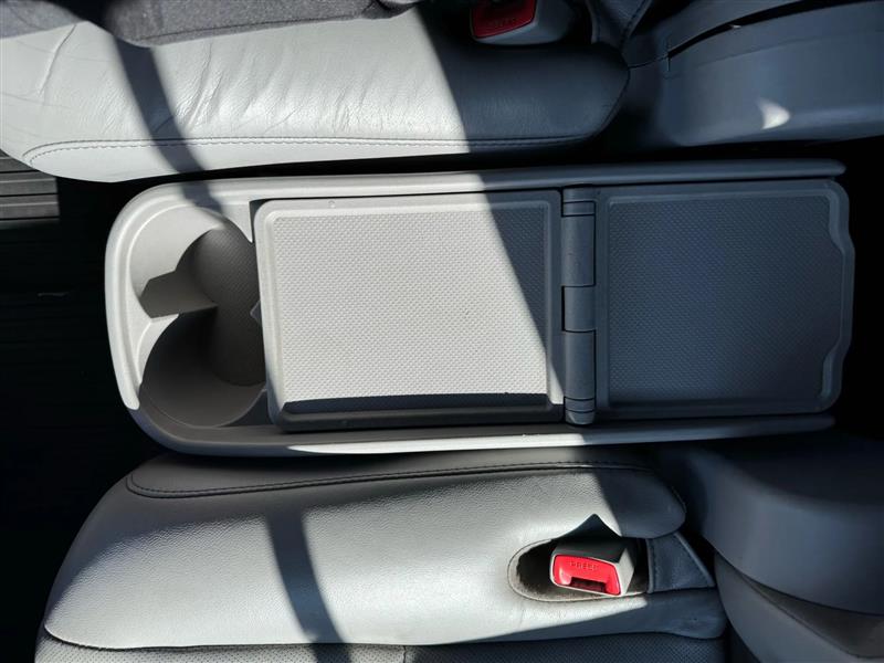 Toyota Highlander  2011