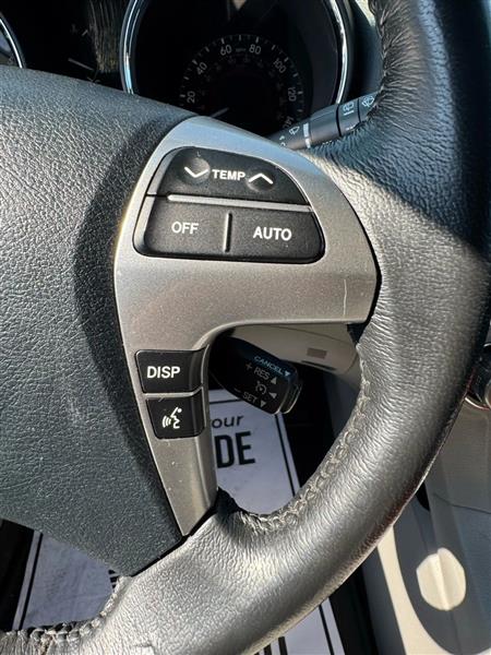 Toyota Highlander  2011