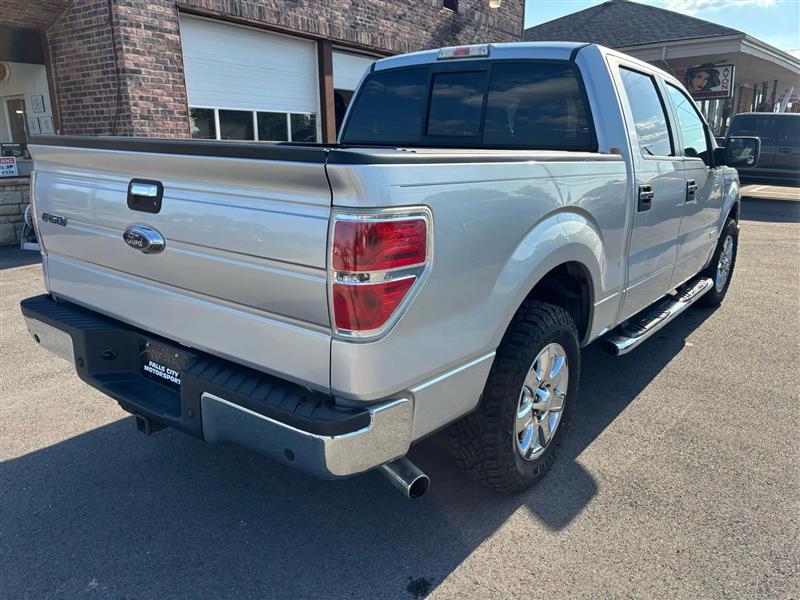 2013 Ford F-150 XLT photo 7