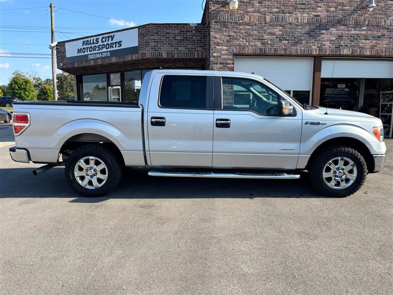 2013 Ford F-150 XLT photo 9