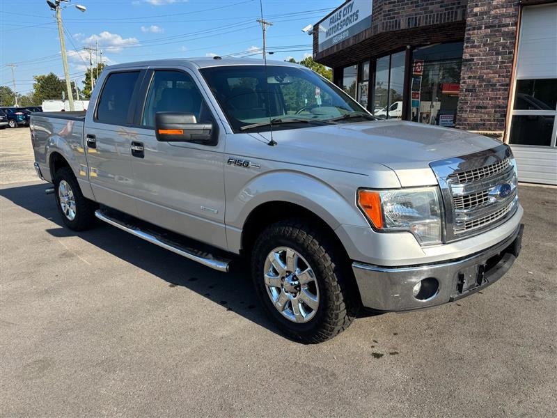 2013 Ford F-150 XLT photo 10