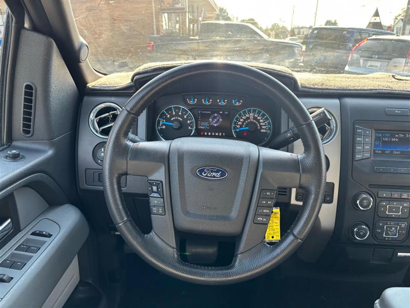 2013 Ford F-150 XLT photo 34