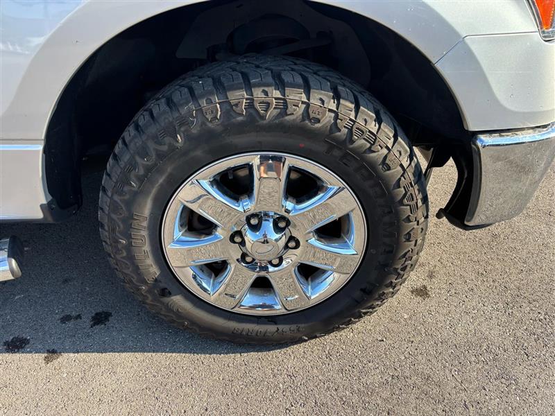 2013 Ford F-150 XLT photo 36