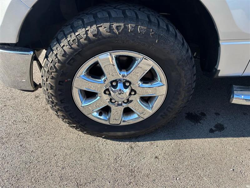 2013 Ford F-150 XLT photo 37