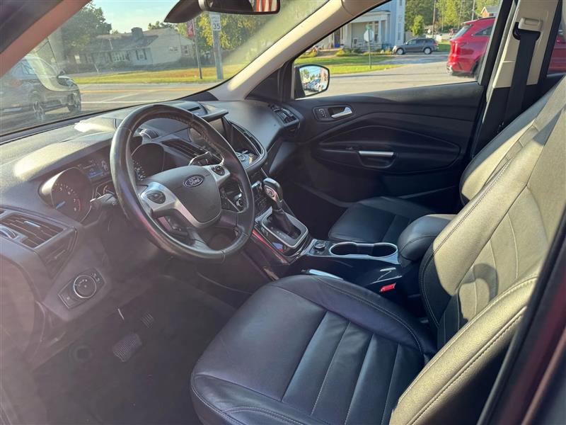 2014 Ford Escape Titanium Sport photo 21