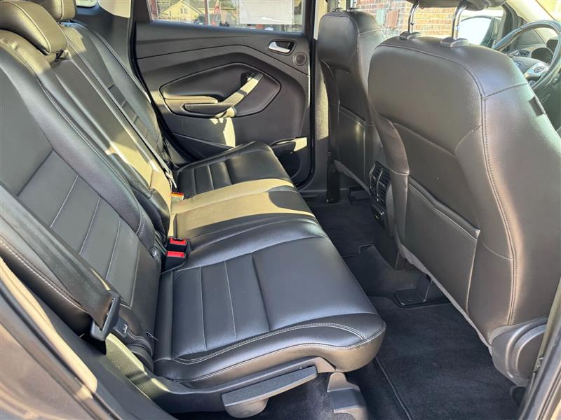 2014 Ford Escape Titanium Sport photo 25