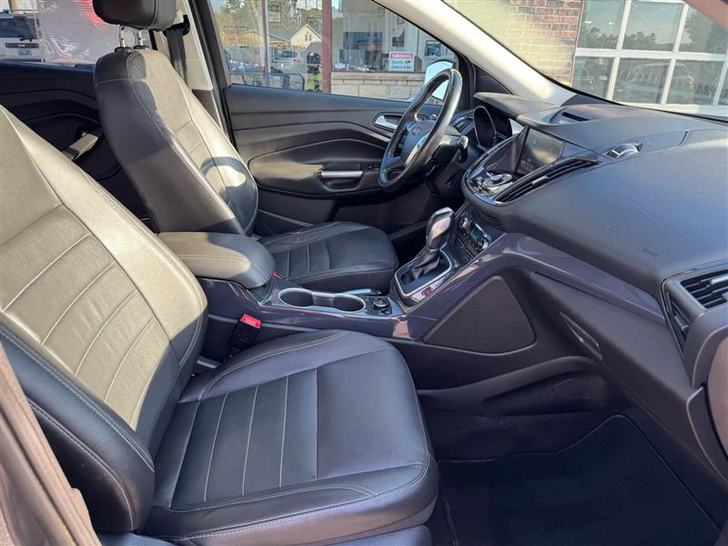 2014 Ford Escape Titanium Sport photo 26