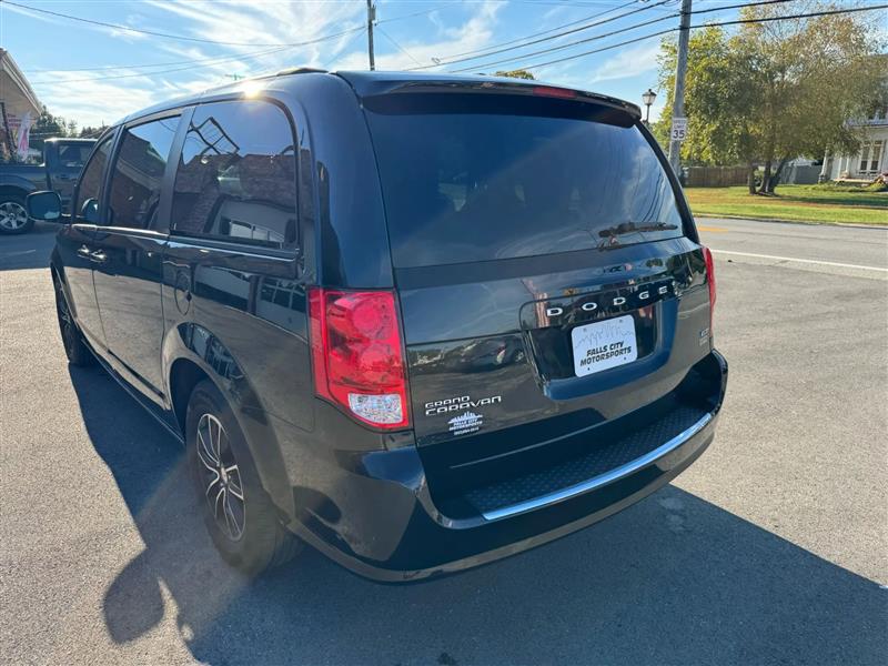 2019 Dodge Grand Caravan GT photo 10