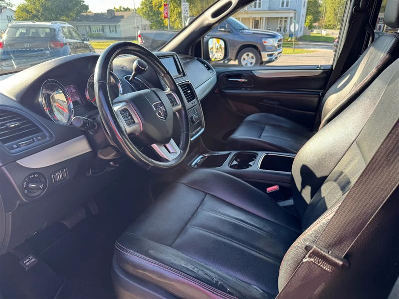2019 Dodge Grand Caravan GT photo 22