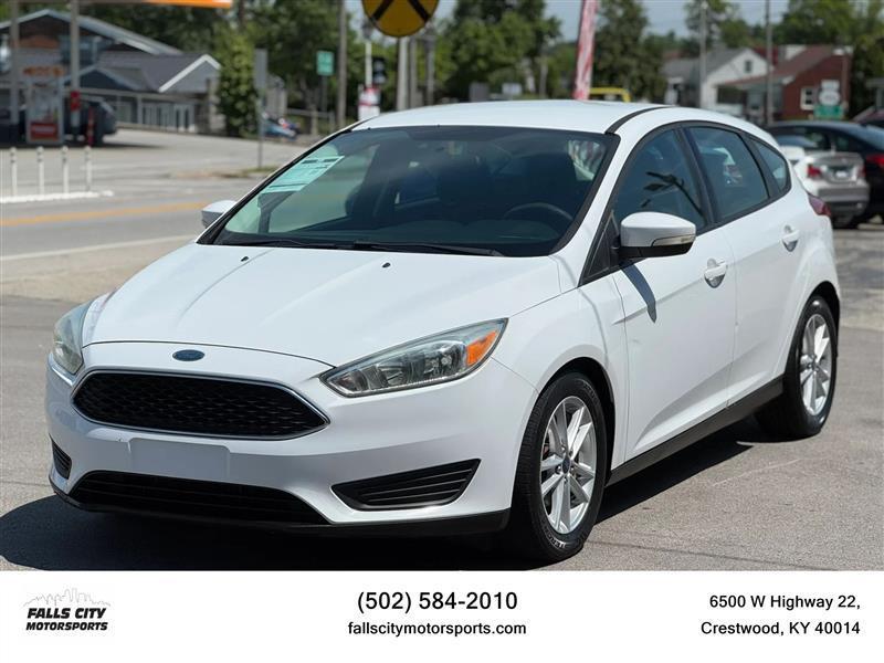 2015 Ford Focus SE Hatchback 4D