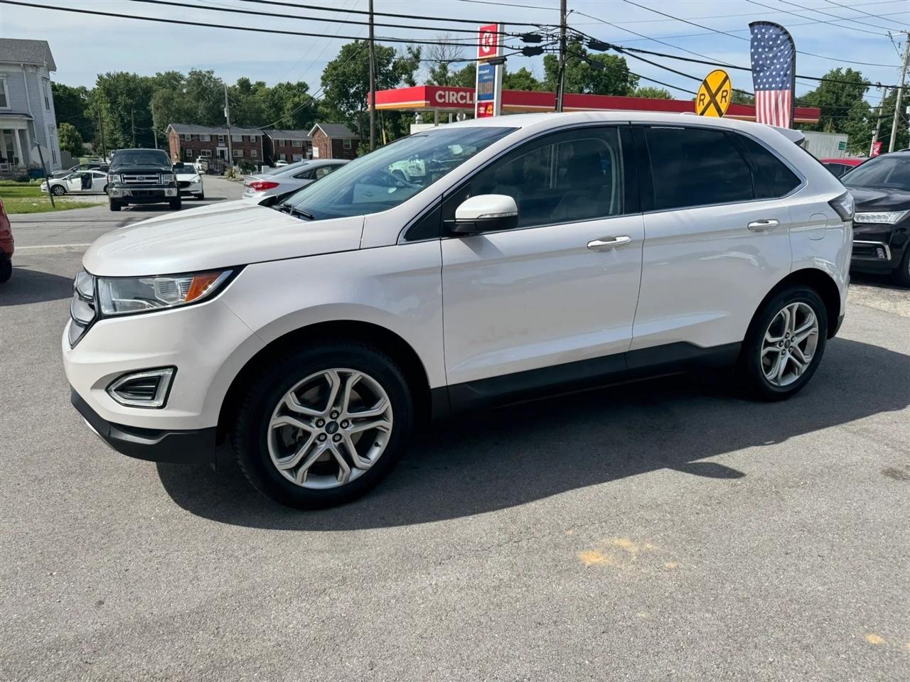 2018 Ford Edge Titanium - Photo 7