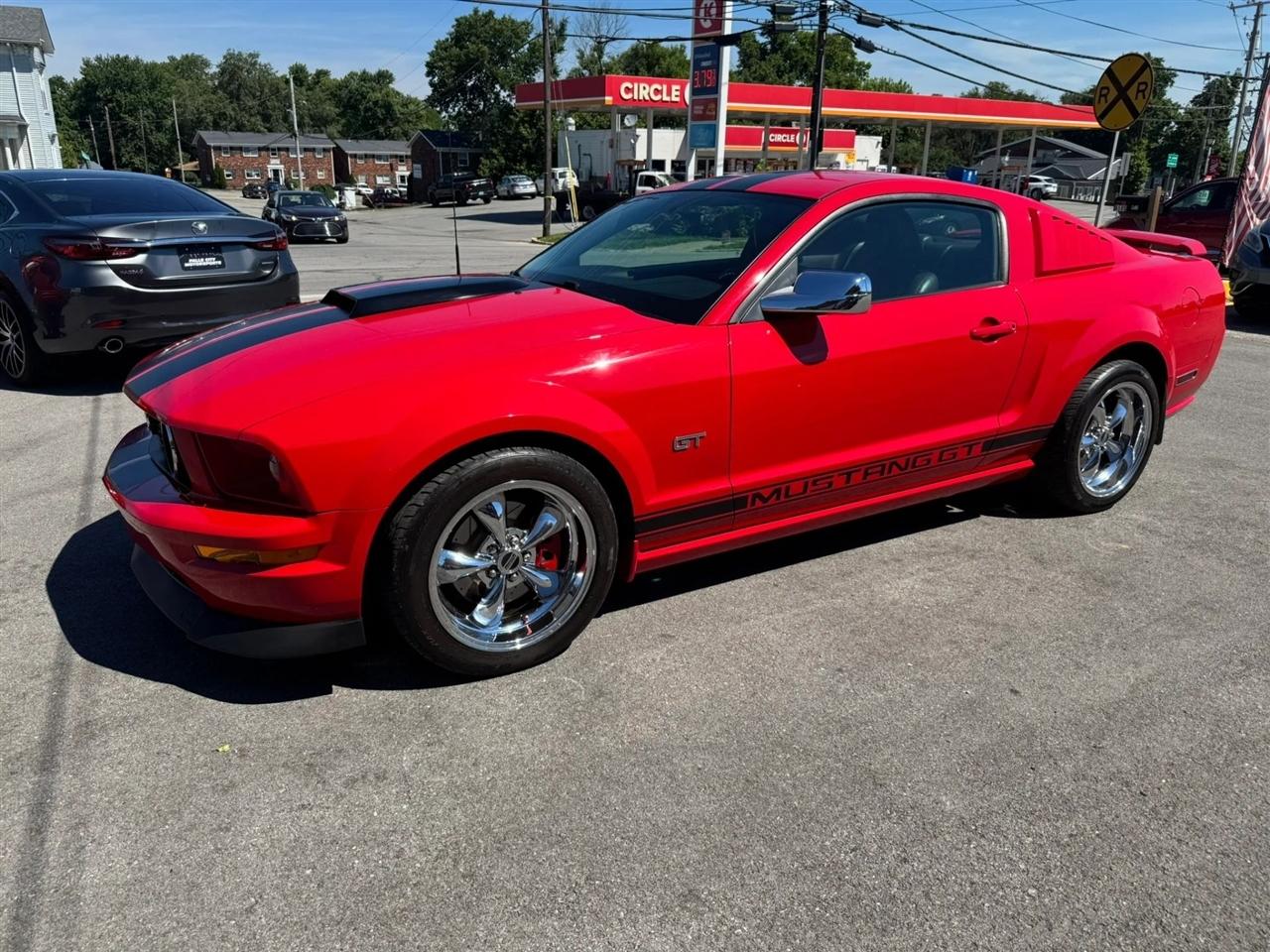 2006 Ford Mustang GT Premium - Photo 6
