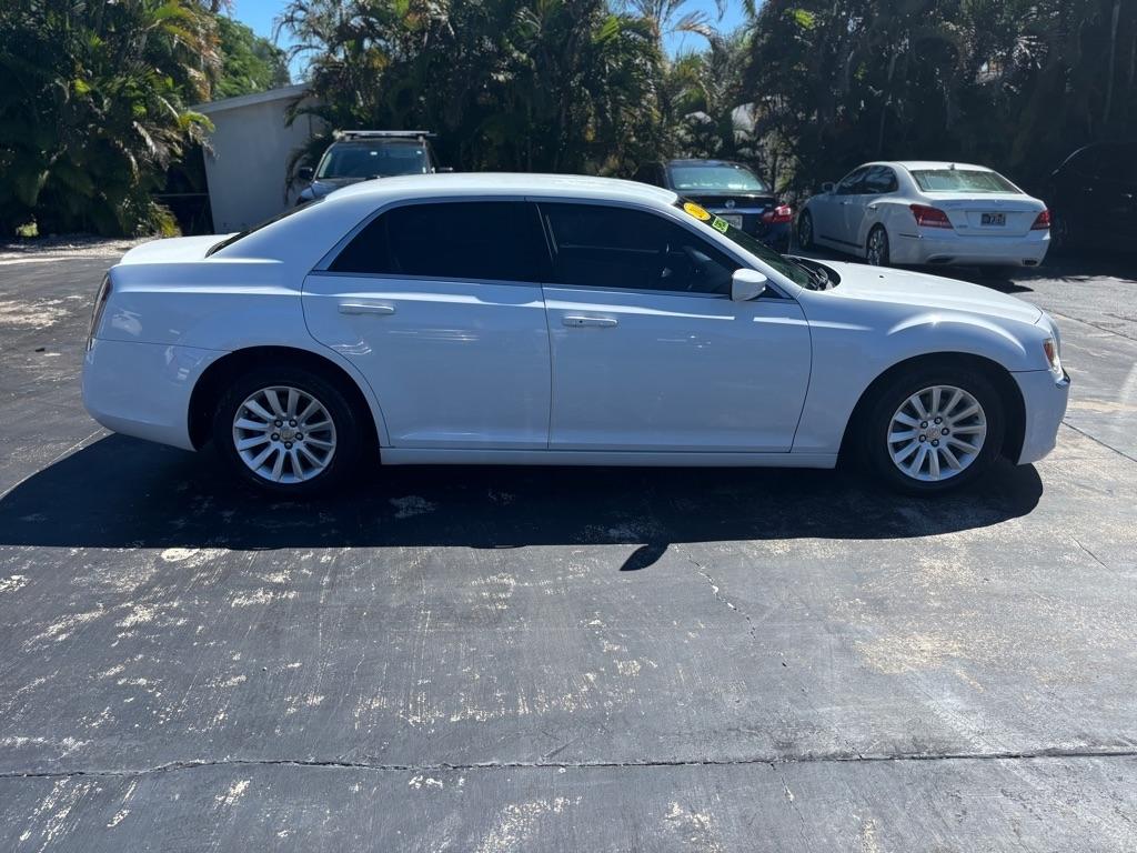 Chrysler 300  2014